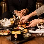 Hotel Glaernischhof By Trinity 4*
