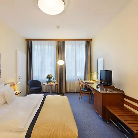 Hotel Glaernischhof By Trinity 4*