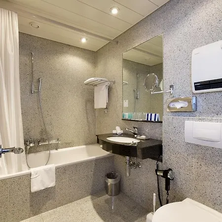Hotel Glaernischhof By Trinity 4*