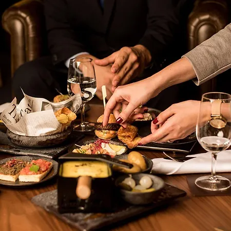 Hotel Glaernischhof By Trinity 4*