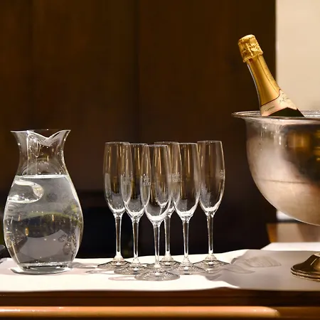 Glaernischhof By Trinity