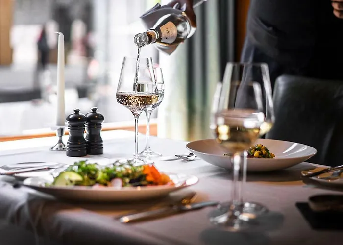 Glaernischhof By Trinity Szálloda